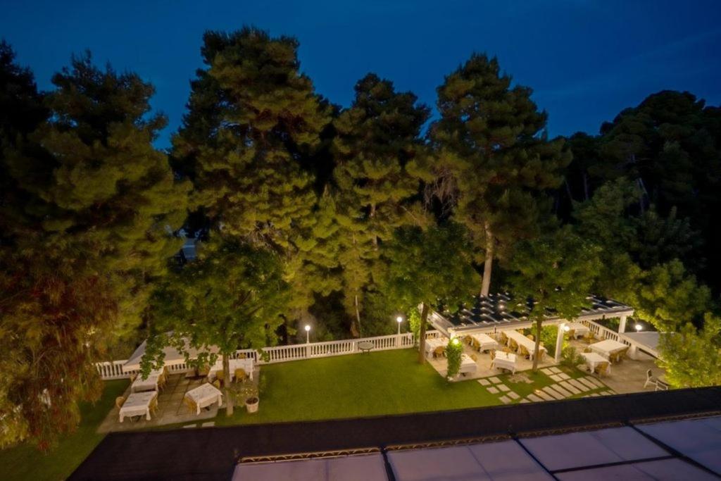 Park Hotel Villa Maria San Menaio Exterior foto